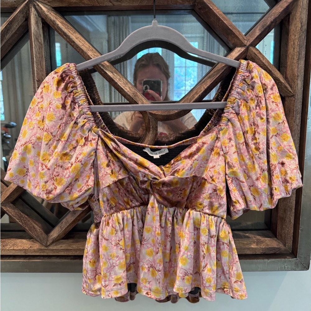 Free the Roses Orange and Pink Puff Sleeve Peplum Blouse